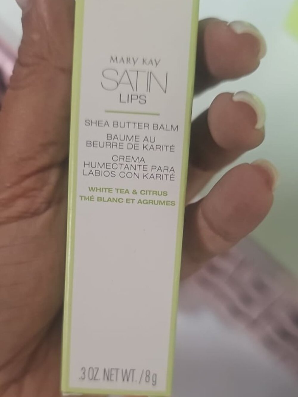 NIB Mary Kay Satin Lips Shea Butter Balm White Tea & Citrus - .3 oz / 8g
